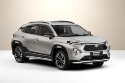 Toyota Urban Cruiser Taisor Color Cafe White